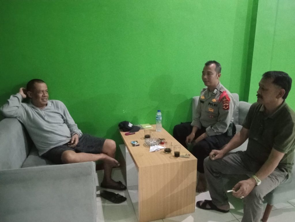 Ciptakan Rasa Aman, Anggota Samapta Polsek Warudoyong Laksanakan Patroli dialogis di Siang Hari