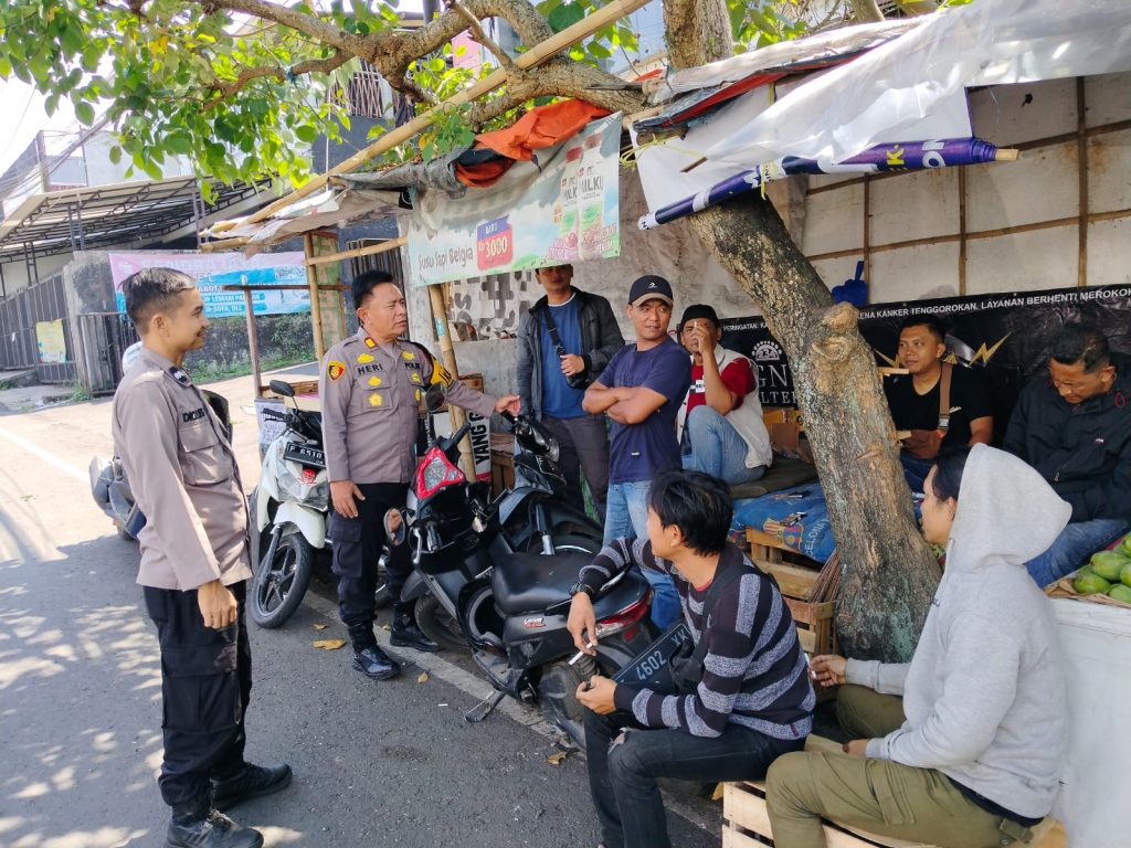 Guna menciptakan Keamanan dan Kondusif, Polsek Citamiang Patroli Dialogis