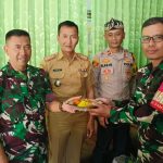 Polsek Pasirwangi Berikan Kejutan Ke Koramil Pasirwangi DI Momen HUT TNI Ke-79