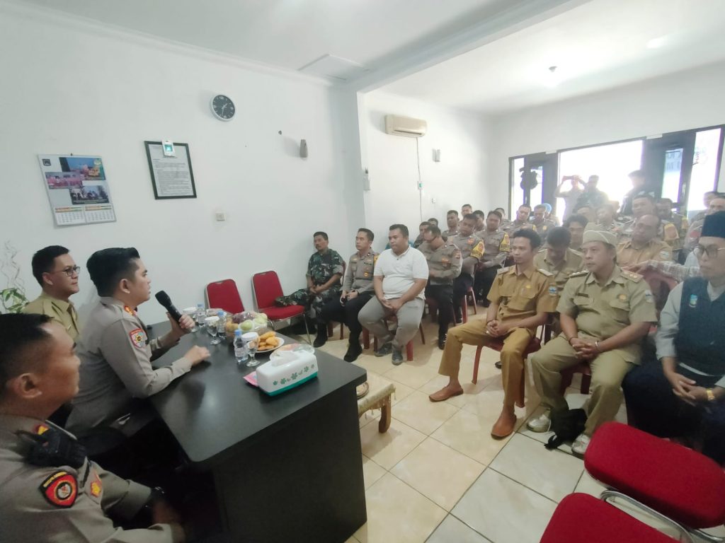 Kapolres Garut Kunjungan Kerja Ke Polsek Polsek, Tekankan Netralitas Polri