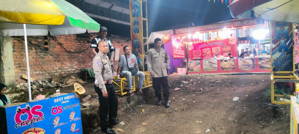 Aktifkan Patroli Pasar malam Polsek Baros ajak pengelola jaga Kondusifitas kamtibmas