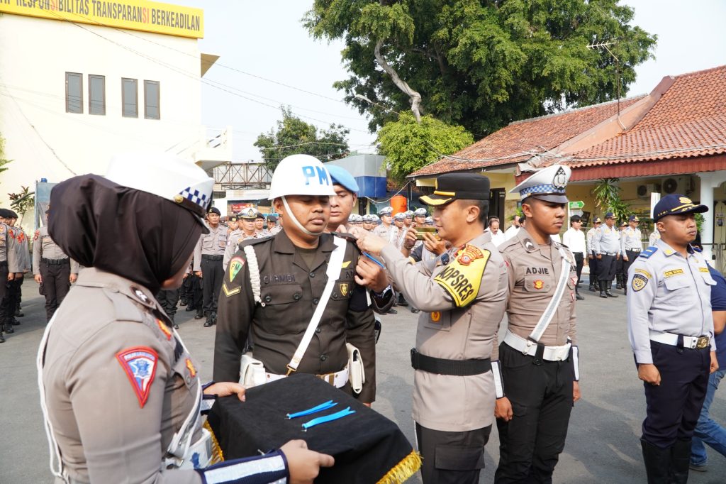 Polres Cirebon Kota Gelar Apel Operasi Zebra Lodaya 2024