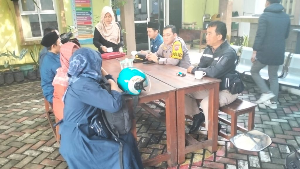 Kapolsek Kebonpedes Gelar Cooling System dihalaman Kecamatan Kebonpedes Jelang Pilkada 2024