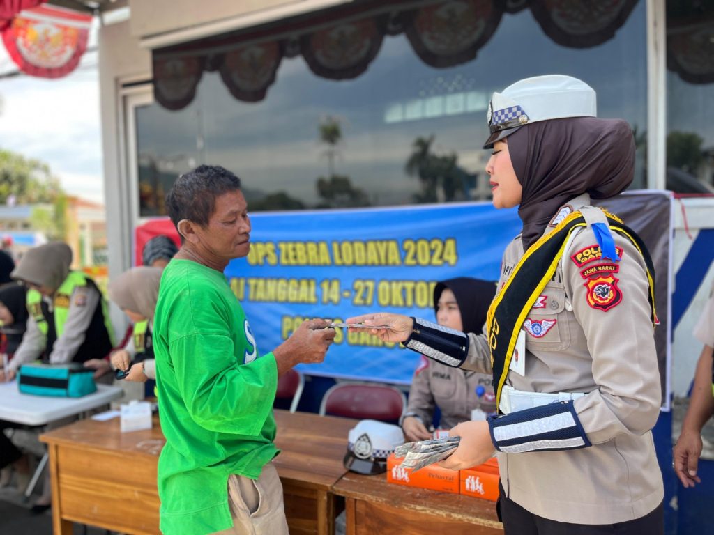 Pengecekan Kesehatan Dan Pemberian Vitamin Dalam Ops Zebra Lodaya 2024