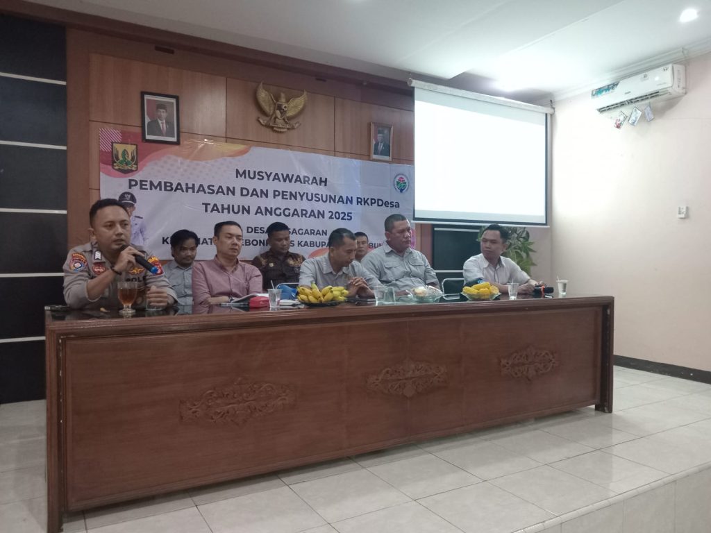 Polsek Kebonpedes Hadiri Kegiatan Musyawarah Pembahasan Dan Penyusunan Rkp Desa Tahun Anggaran 2025