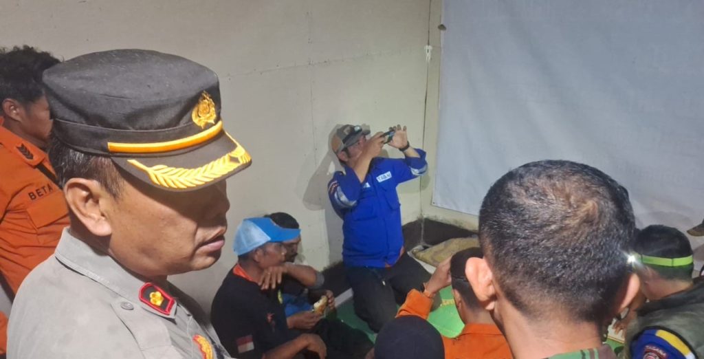 Polsek Karangpawitan Bersama Tim SAR Berhasil Temukan 7 Orang Hilang