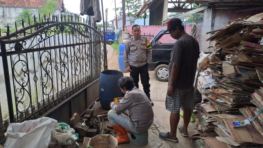 Guna menciptakan Keamanan dan Kondusif Dalam Menghadapi Tahapan Pilkada Serentak 2024, Polsek Citamiang Patroli Dialogis.