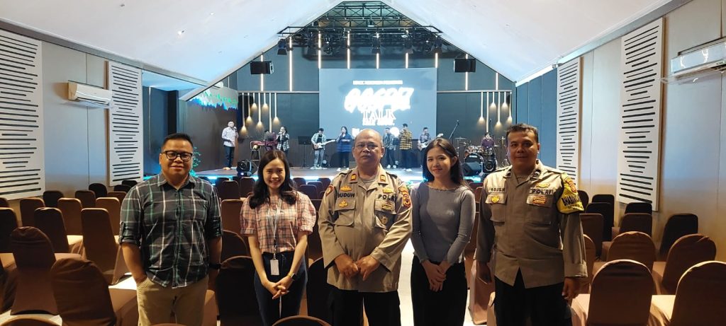 Minggu Kasih, Polsek Cisaat  Berikan Pengamanan Ibadah Kebaktian Minggu Gereja GBI MNCC Sukabumi