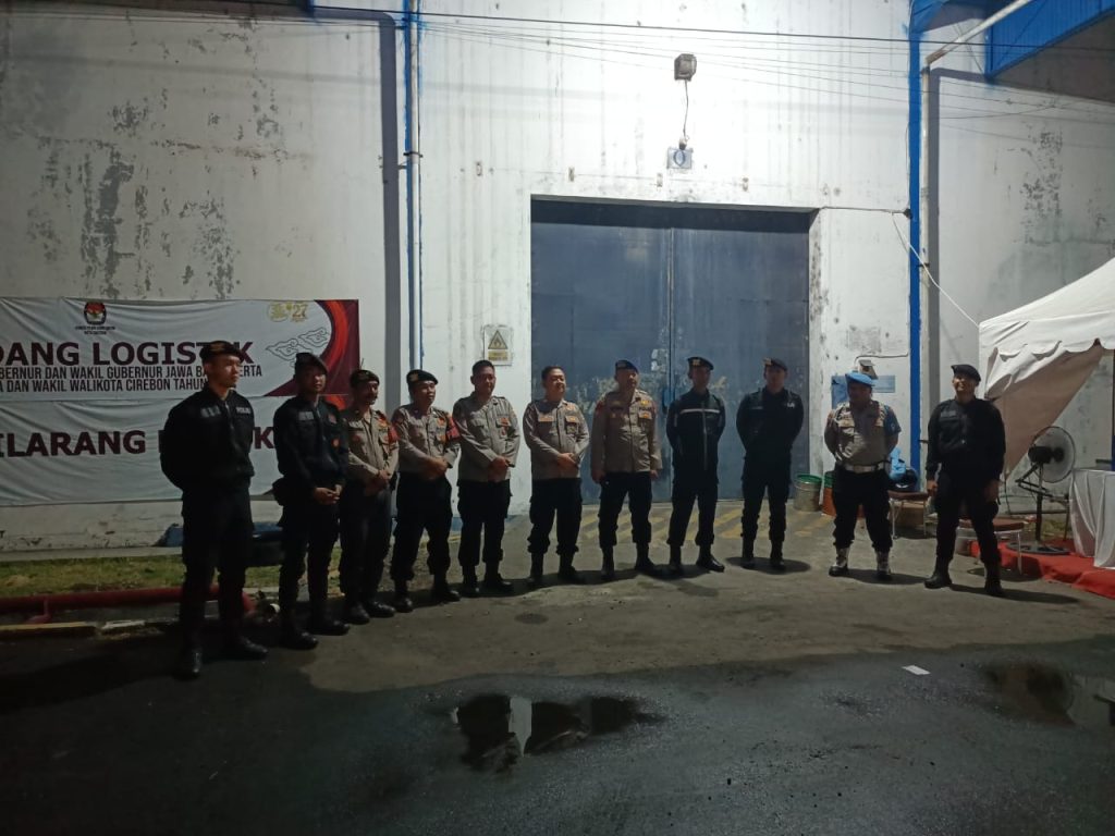 Berikan rasa aman,Polres Cirebon Kota gencarkan KRYD jelang Pilkada serentak , patroli kewilayahan