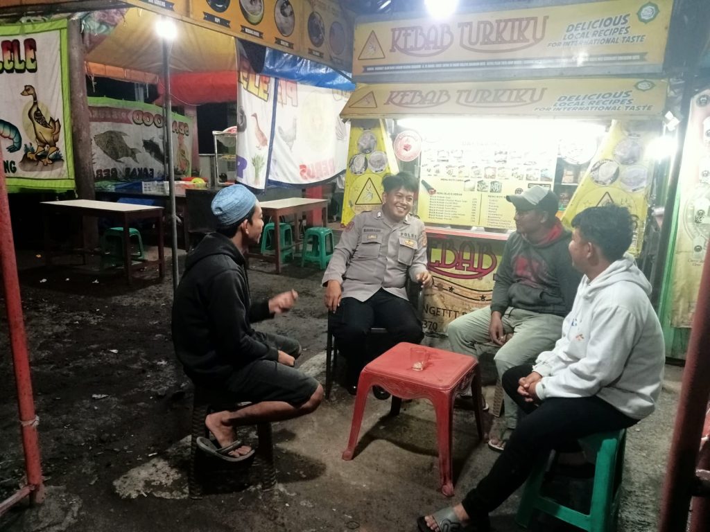 Jaga Keamanan Menjelang Pilkada Serentak 2024, Polsek Lembursitu Laksanakan Patroli Wilayah