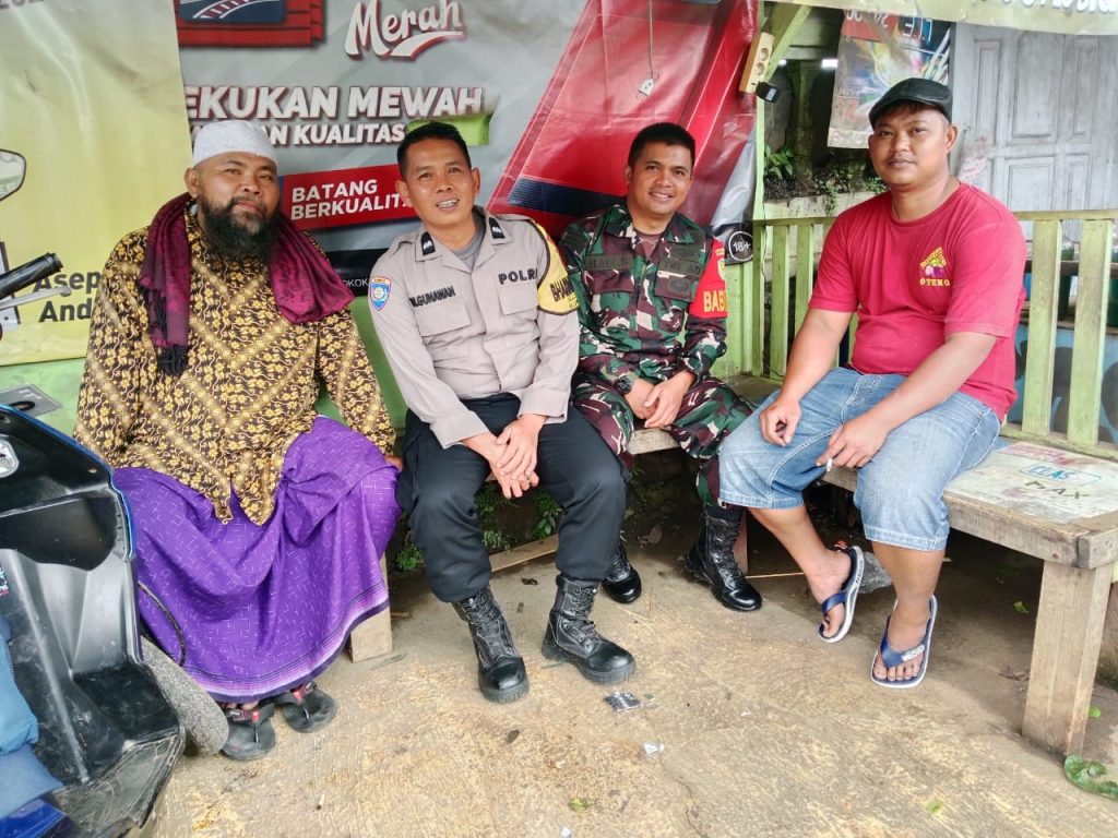 Antisipasi Gangguan Kamtibmas menjelang pilkada serentak Di wilayahnya, Polsek Gunungguruh Laksanakan patroli dialogis sambangi warga binaan