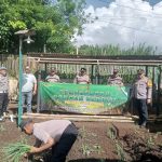 Dukung Program Ketahanan Pangan , Polsek Sukalarang Melaksanakan Penyiapan Lahan dan Penanaman Pangan Bergizi