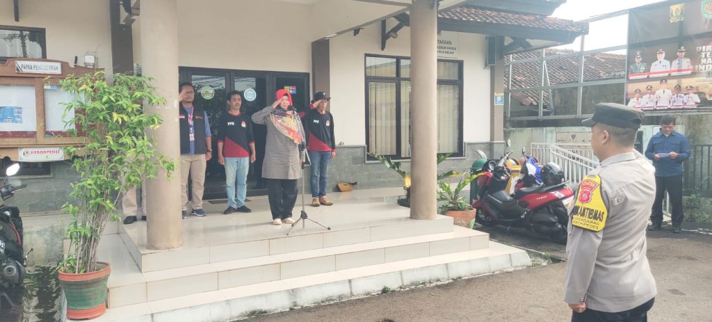 Polsek Kebonpedes Apel Penurunan Alat Peraga Kampanye