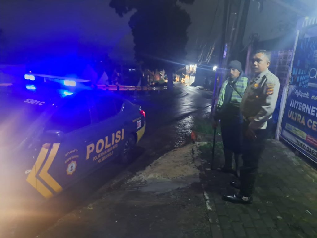 Polsek Cikole Gencarkan Patroli Pada Malam Hari Di Wilayah Hukumnya