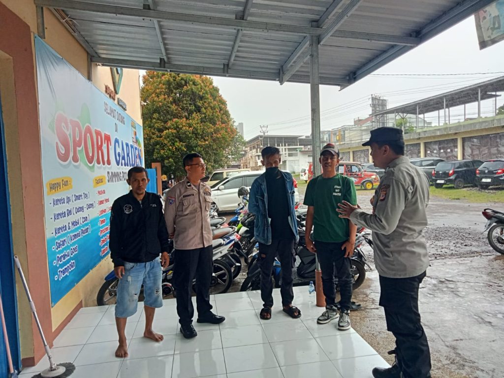 Polsek Lembursitu Patroli Tempat Wisata Kolam Renang