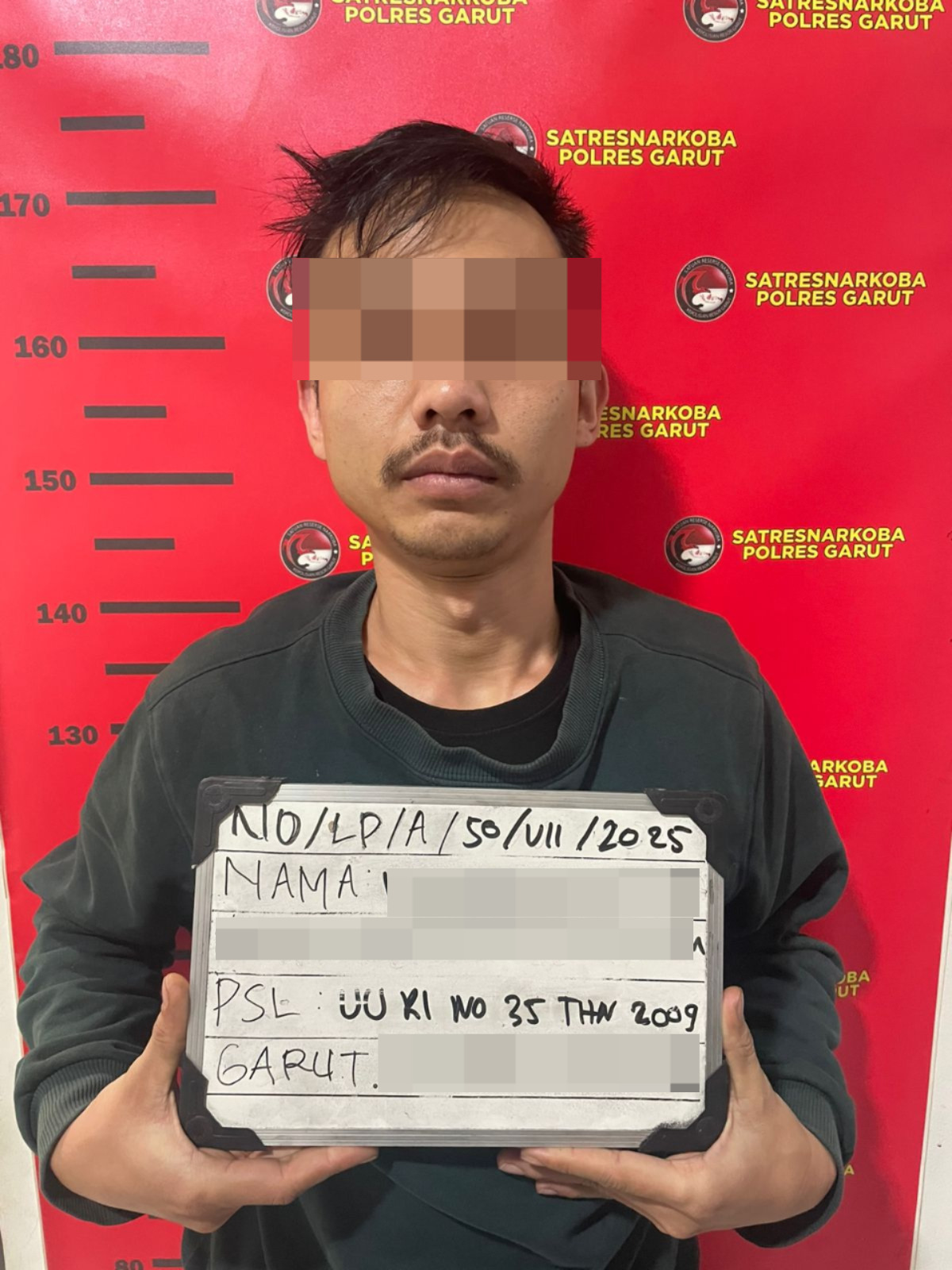 Satresnarkoba Polres Garut Bekuk Dua Pengedar Sabu, 9,97 Gram Barang Bukti Diamankan