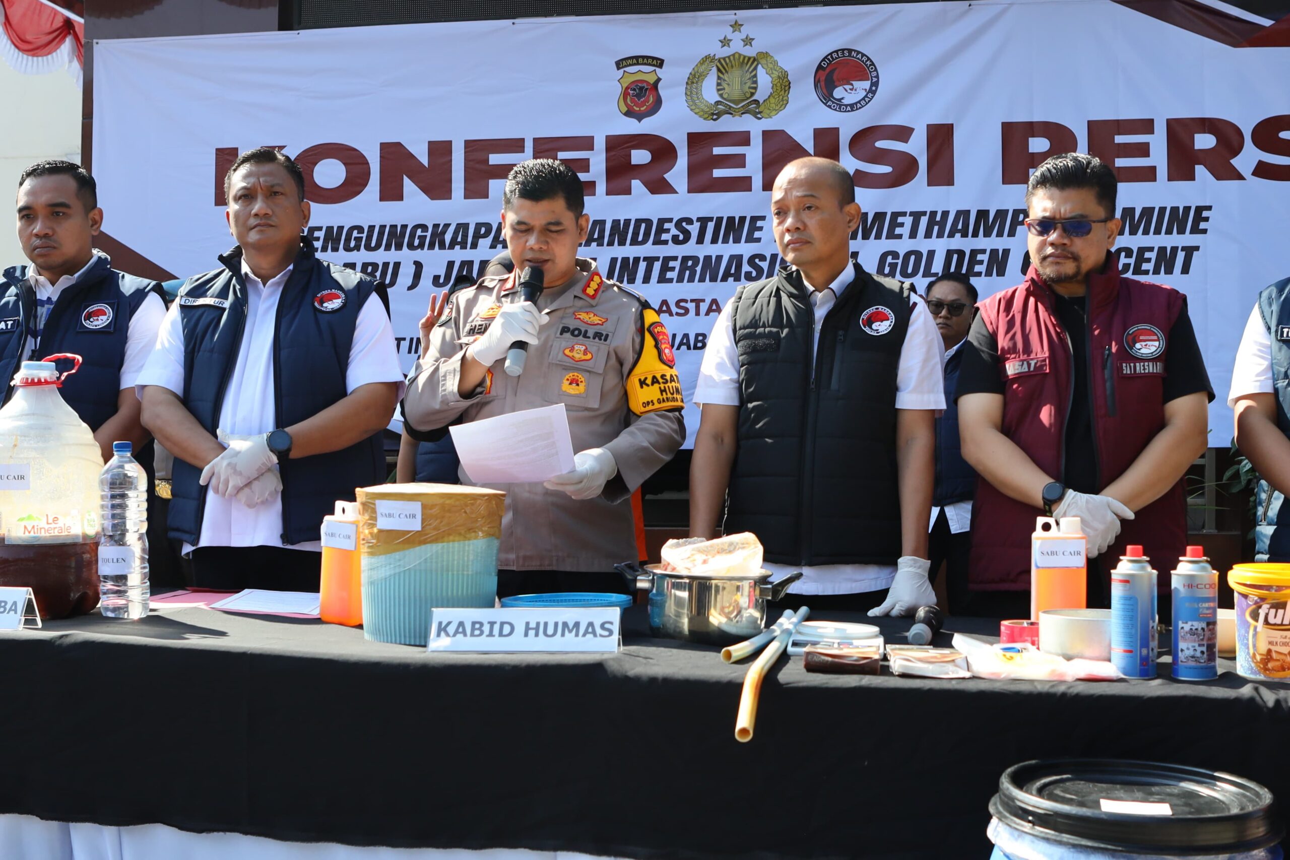 Polda Jabar Bongkar Laboratorium Narkoba Jaringan Internasional ‘Golden Crescent’ di Jakarta Barat