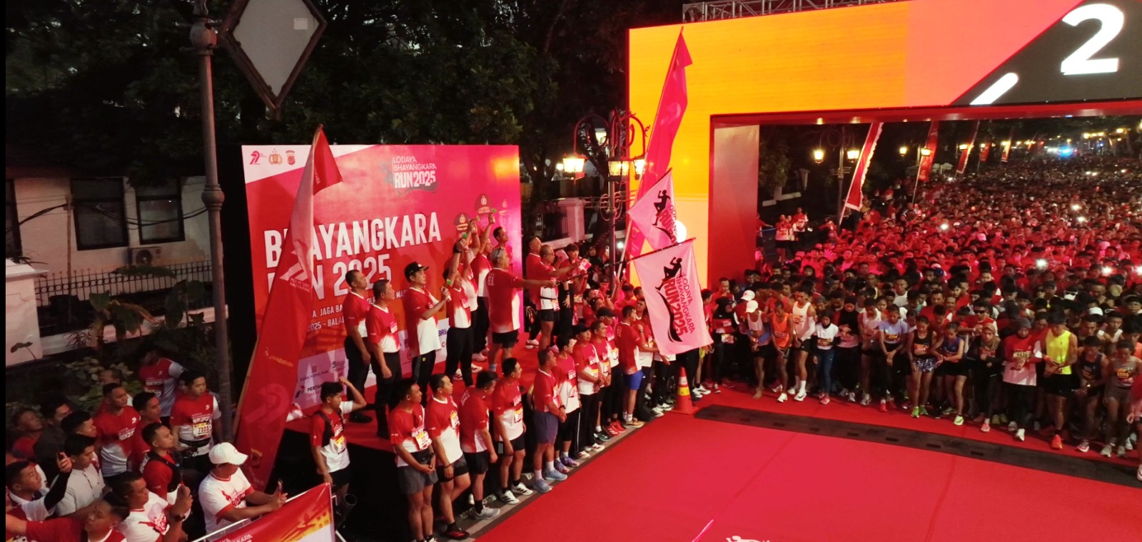 Kapolda Jabar Lodaya Bhayangkara Run 2025 di Kota Bandung