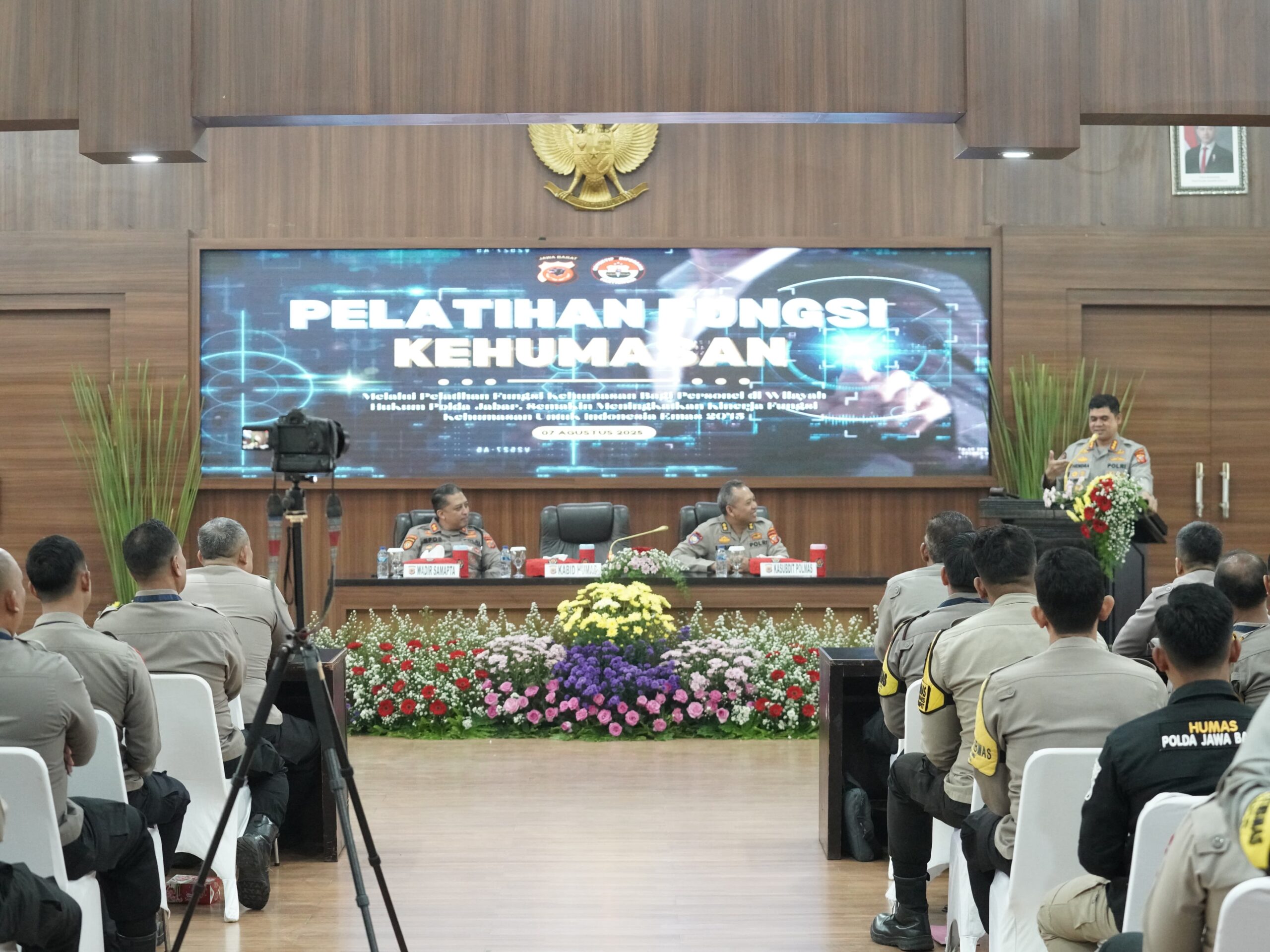 Semua Bhabinkamtibmas dan Unit Patroli Samapta se-Jawa Barat Mampu Membuat Berita Seperti Awak Media