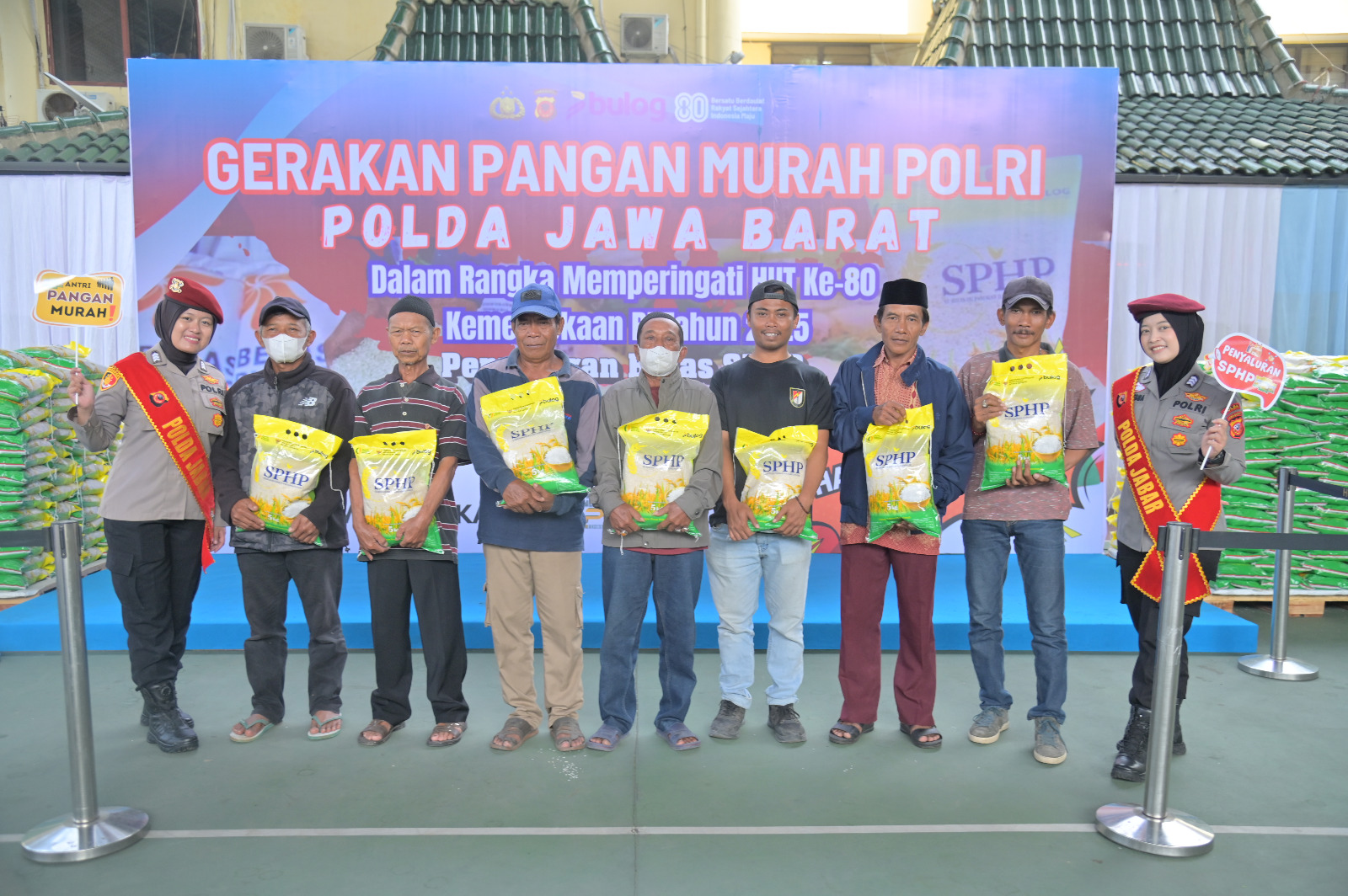 Komunitas Penggali Kubur Berterima Kasih kepada Kapolda Jabar atas Pasar Sembako Murah