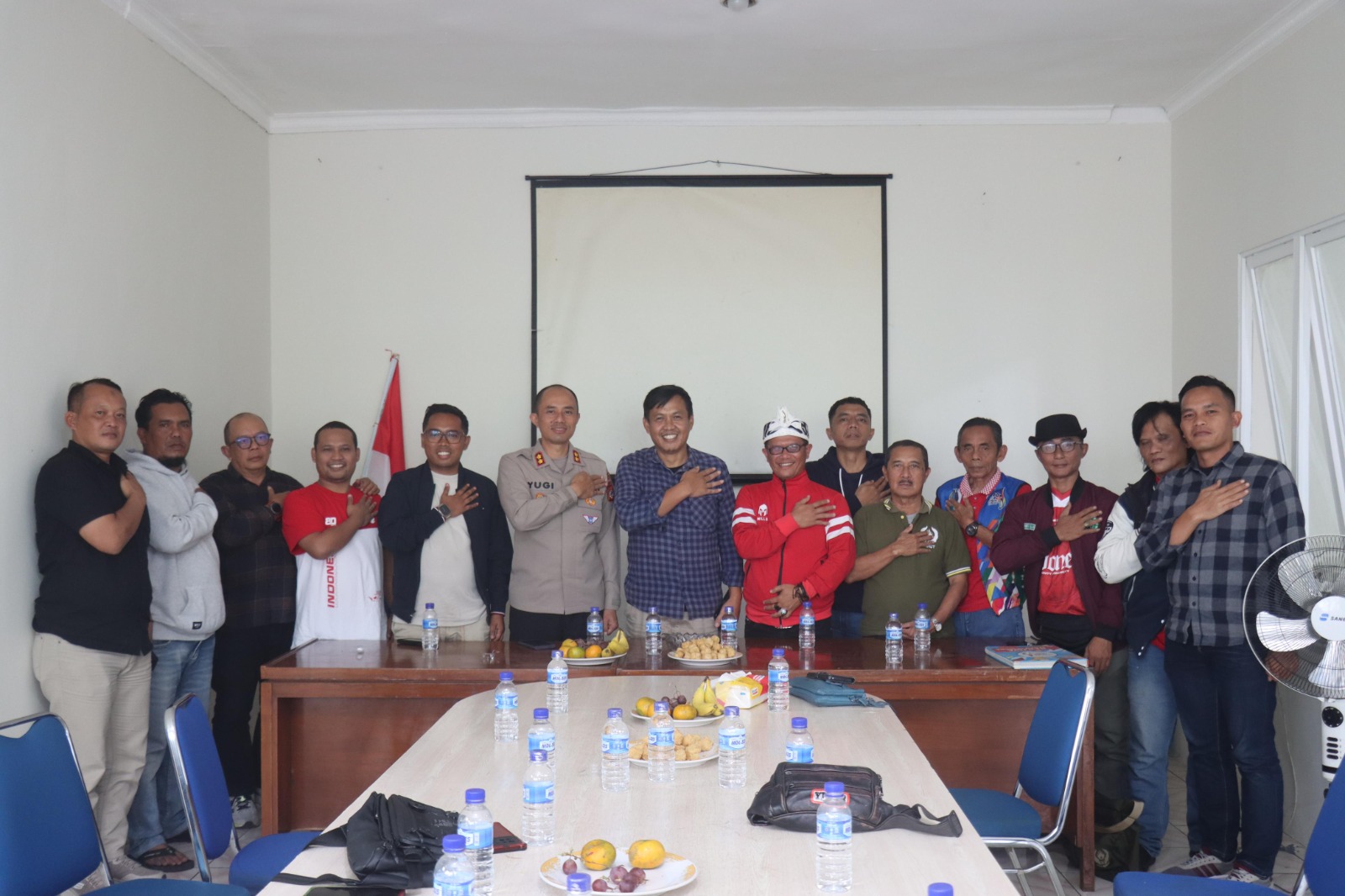 Kapolres Garut Bersilaturahmi dengan KONI, Perkuat Sinergi Polri dan Dunia Olahraga