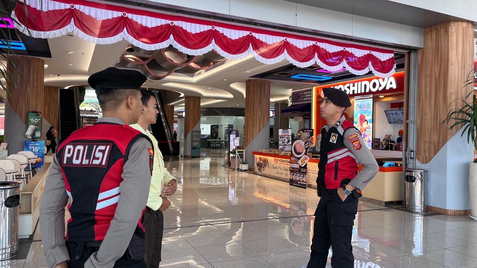 Sat Samapta Polres Garut Lakukan Patroli Dialogis di Beberapa Titik Keramaian Antisipasi C3