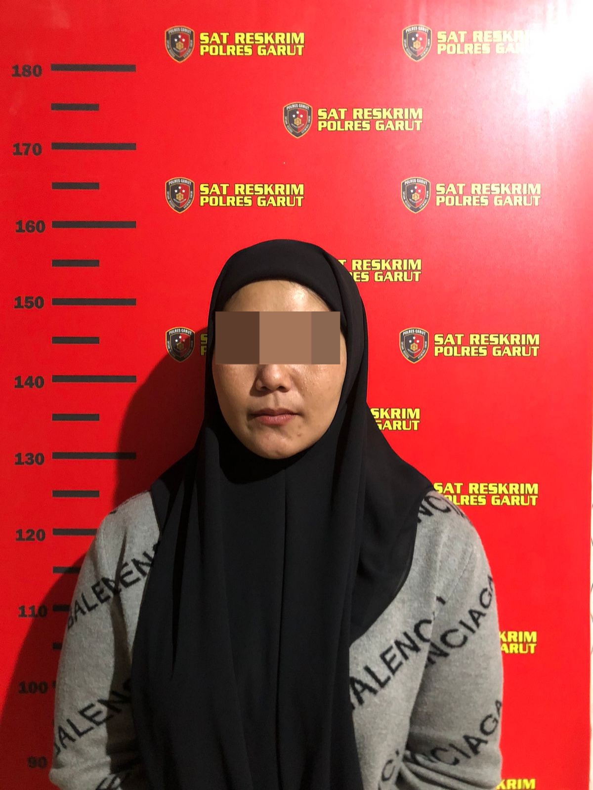 Polres Garut Tangkap Ibu Rumah Tangga Pelaku Arisan Online Fiktif : Korban Rugi Ratusan Juta