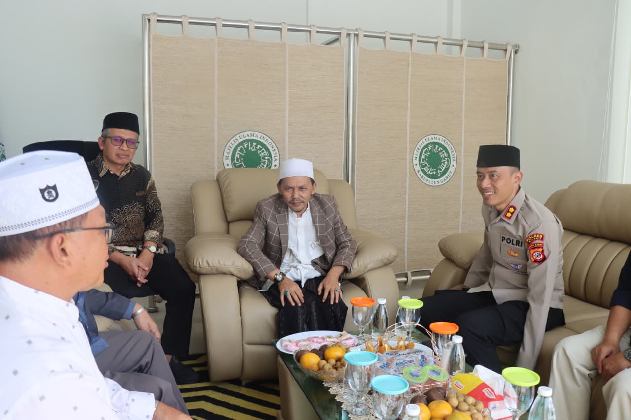 Jalin Sinergi, Kapolres Garut Sambangi Tokoh Agama dan Ulama