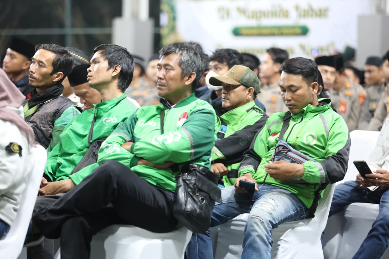 Sauyunan Jaga Nagri’, Kapolda Jabar Ajak Ojol Jaga Persatuan dan Kedamaian