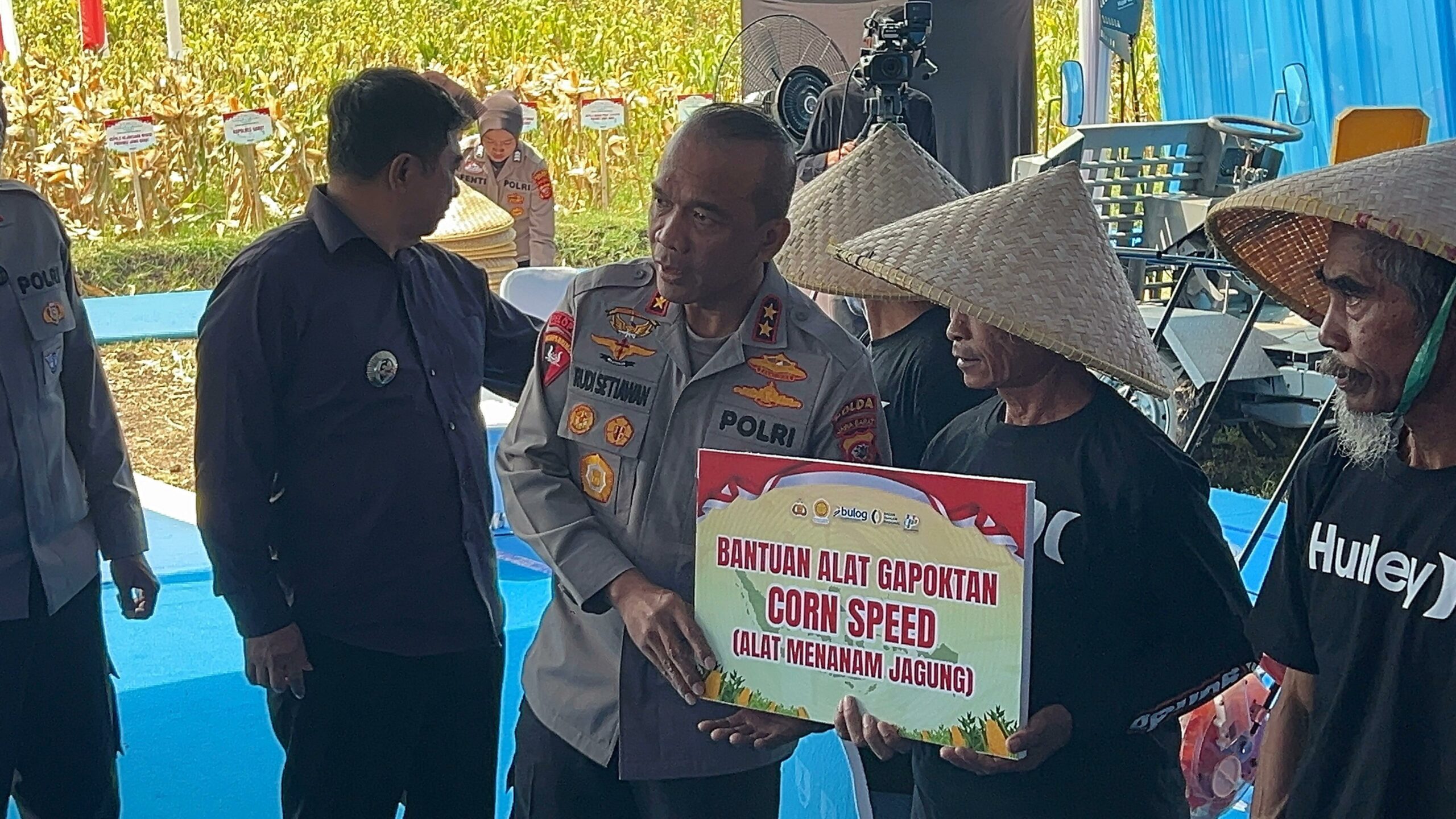 Kepedulian Polda Jabar, Dorong Petani Jagung Garut Meningkatkan Kesejahteraan Lewat Panen Raya
