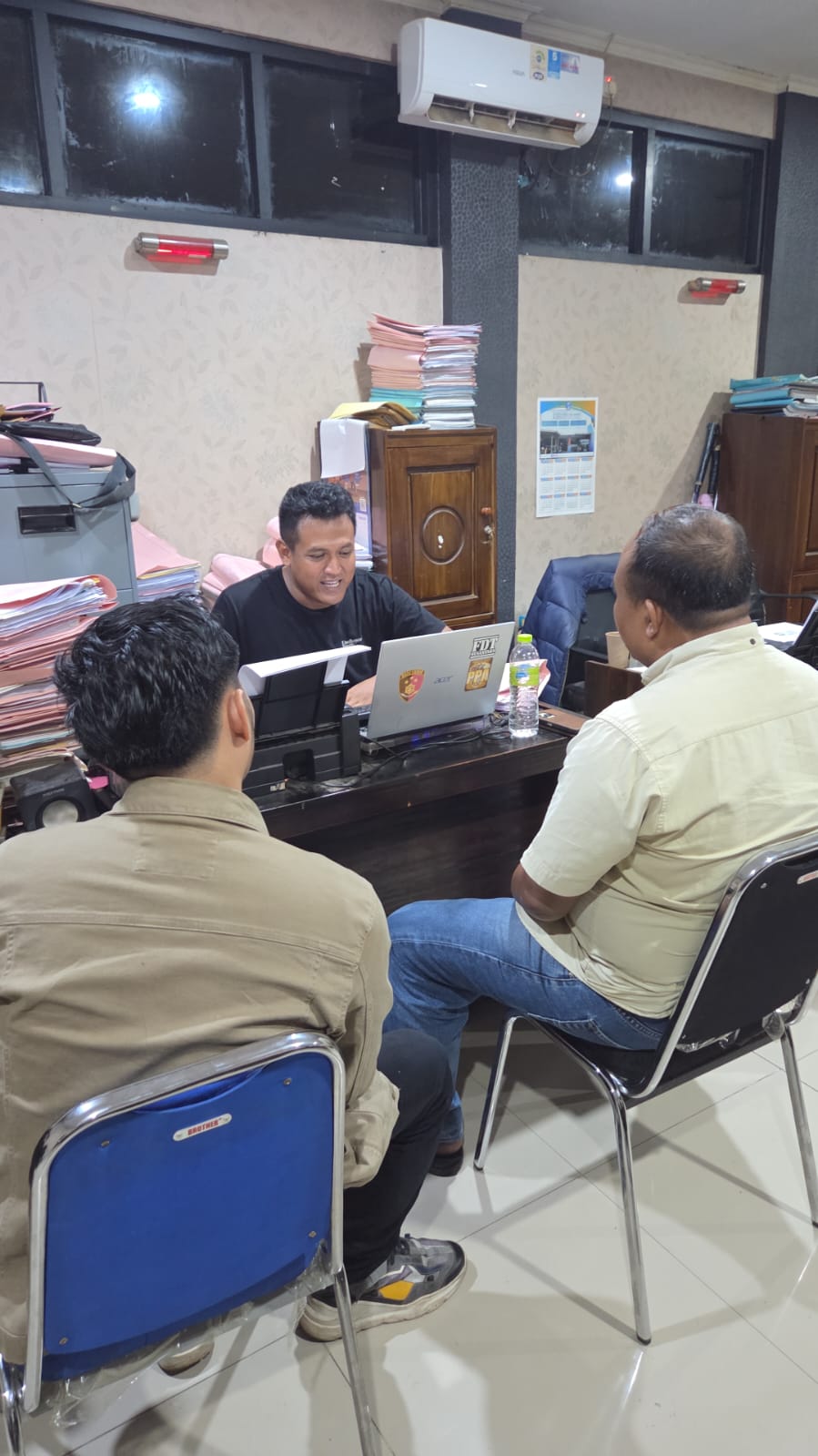 POLISI AMANKAN OKNUM WARTAWAN DIDUGA LAKUKAN TINDAK PIDANA PERSETUBUHAN TERHADAP ANAK DI BAWAH UMUR