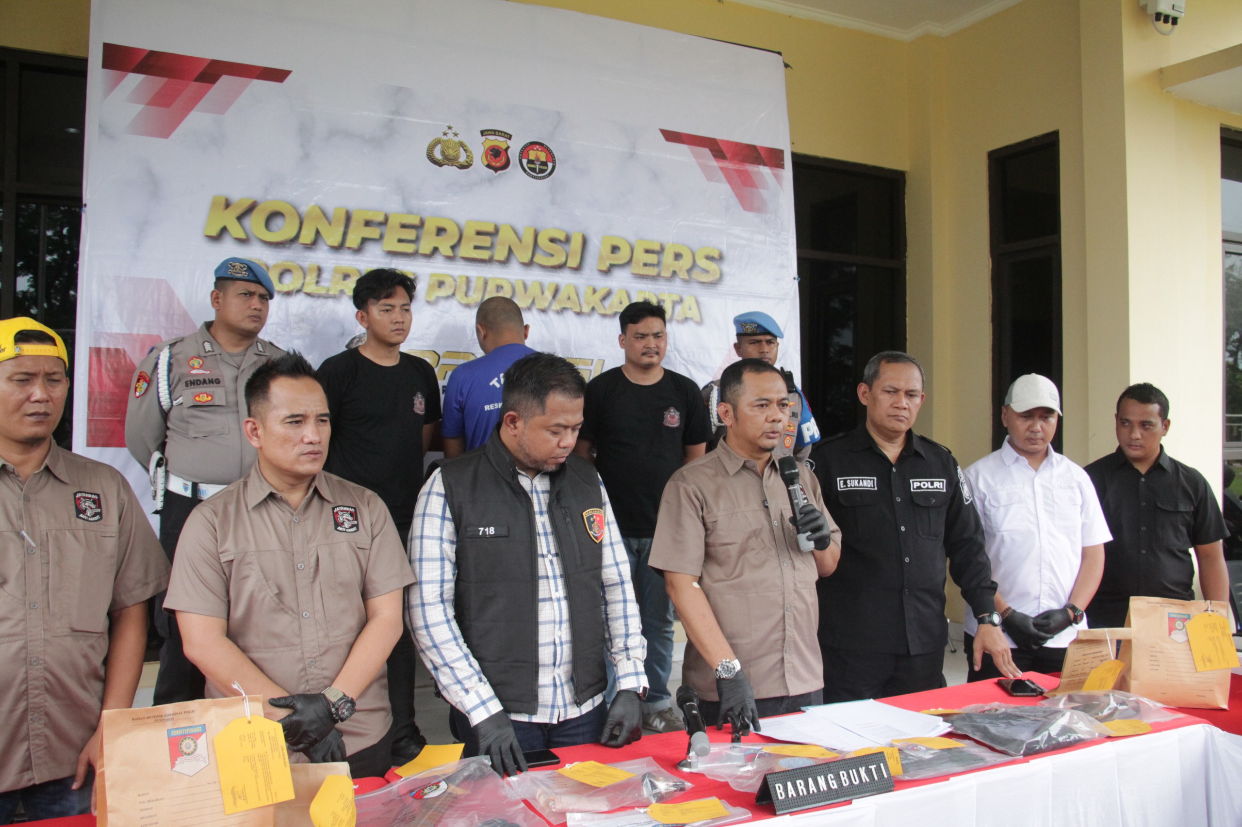 Polisi Berhasil Ungkap Pembunuhan Sadis Karyawati Minimarket Karawang