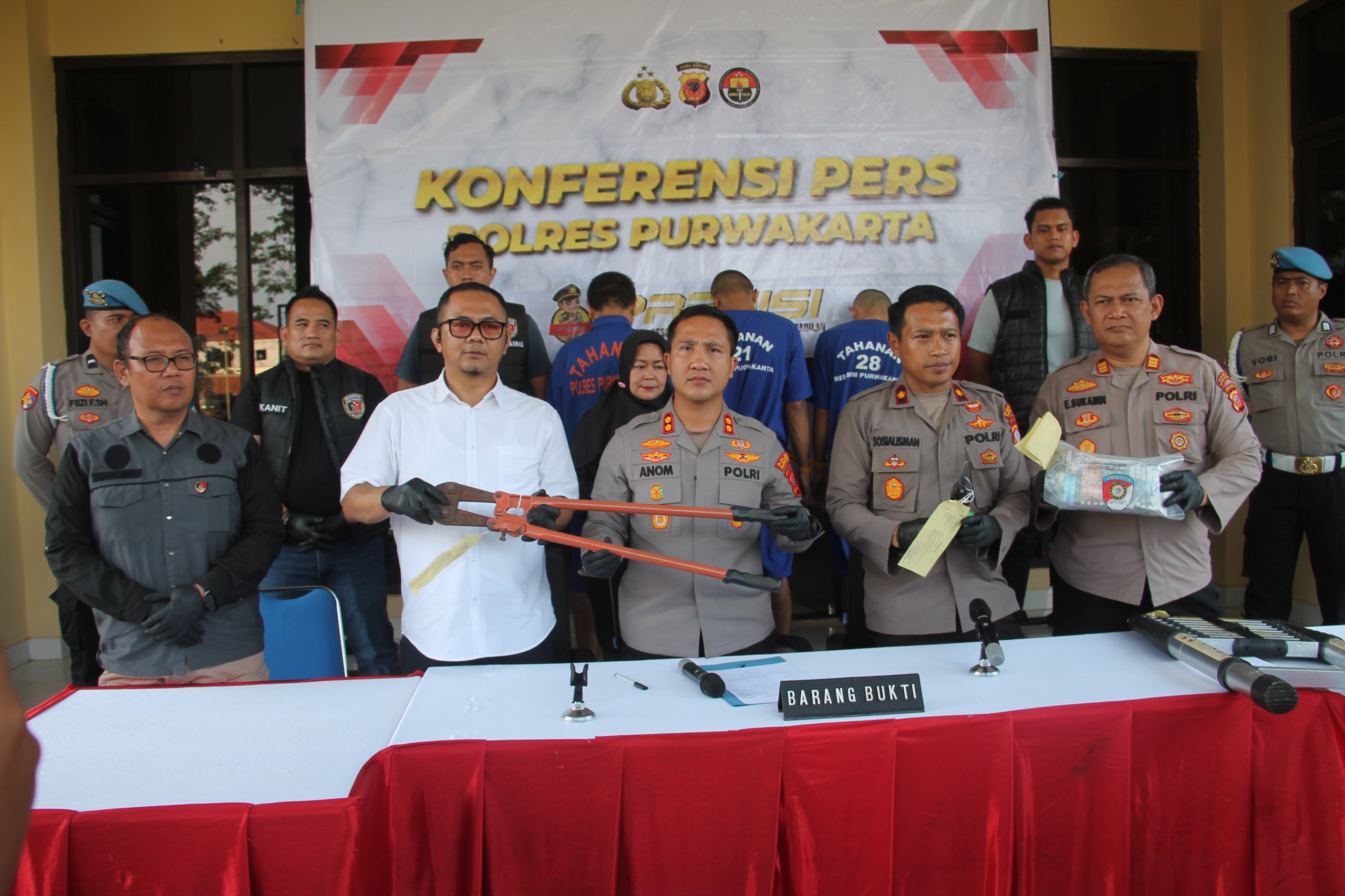 Polisi Bongkar Sindikat Pencurian, 3 Pelaku Asal Karawang Dibekuk!