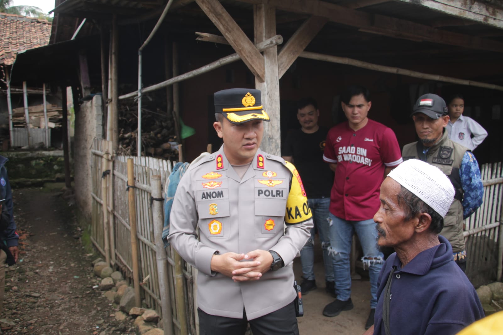 Polri Untuk Masyarakat, KapolresHadir dan Tinjau Korban penganiayaan yang dilakukan oleh ODGJ di RSUD Bayu Asih Purwakarta