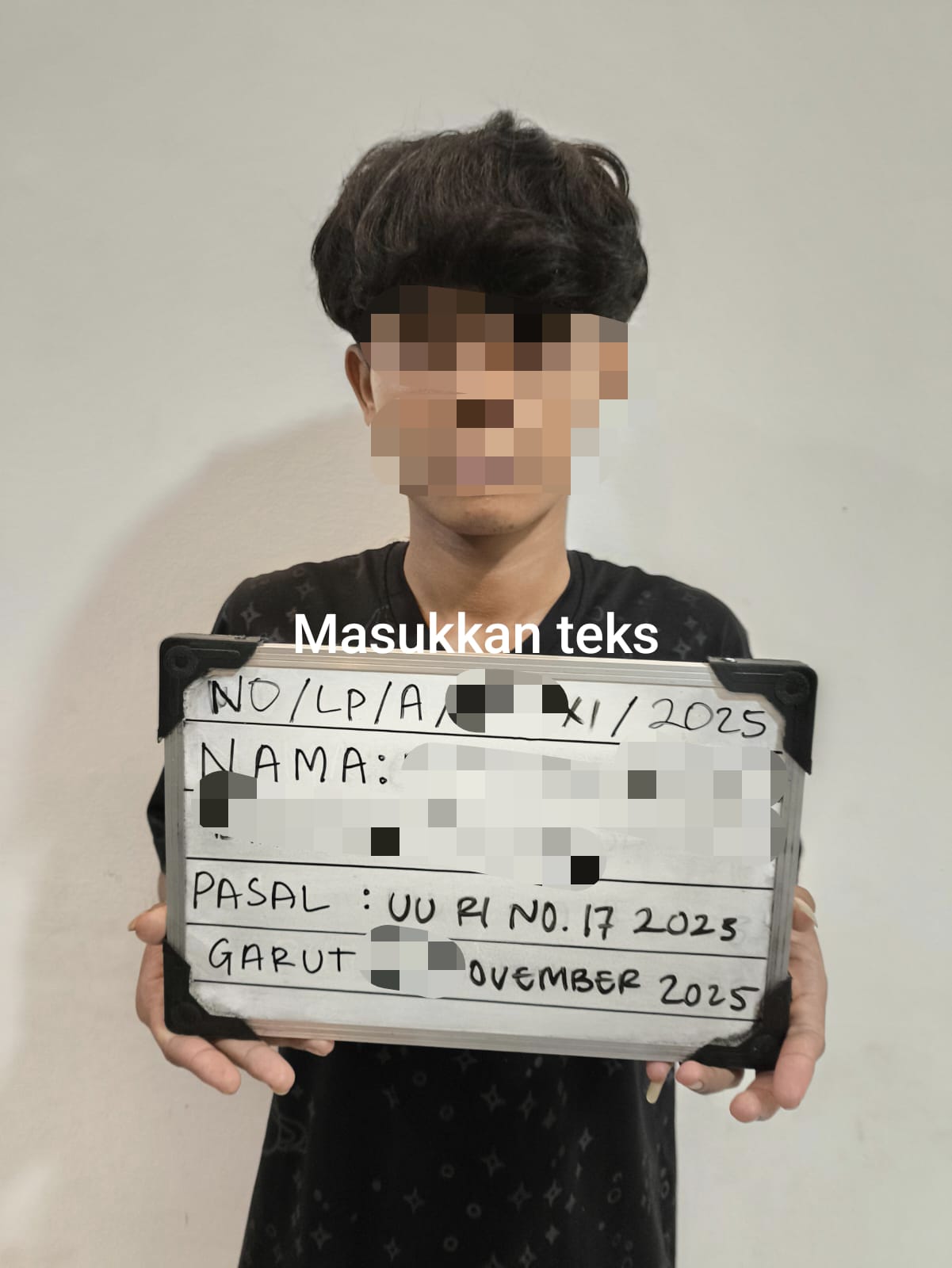 Satresnarkoba Polres Garut Amankan Tiga Pelaku Pengedar Obat Terlarang di Limbangan Satresnarkoba Polres Garut Amankan Tiga Pelaku Pengedar Obat Terlarang di Limbangan