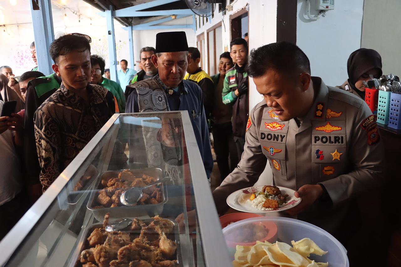 Polisi Launching Program Makan Siang Gratis untuk Driver Ojol dan Masyarakat