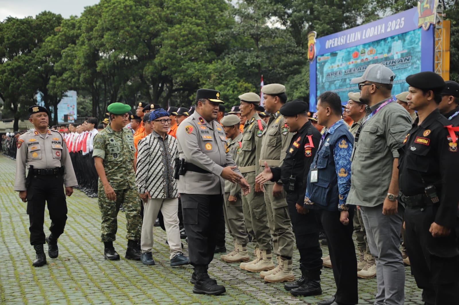 Polda Jabar Kerahkan 25. 642 Personel Gabungan Amankan Nataru 2025, Sebanyak 304 Pos Pengamanan, Pelayanan dan Pos Terpadu Disiapkan