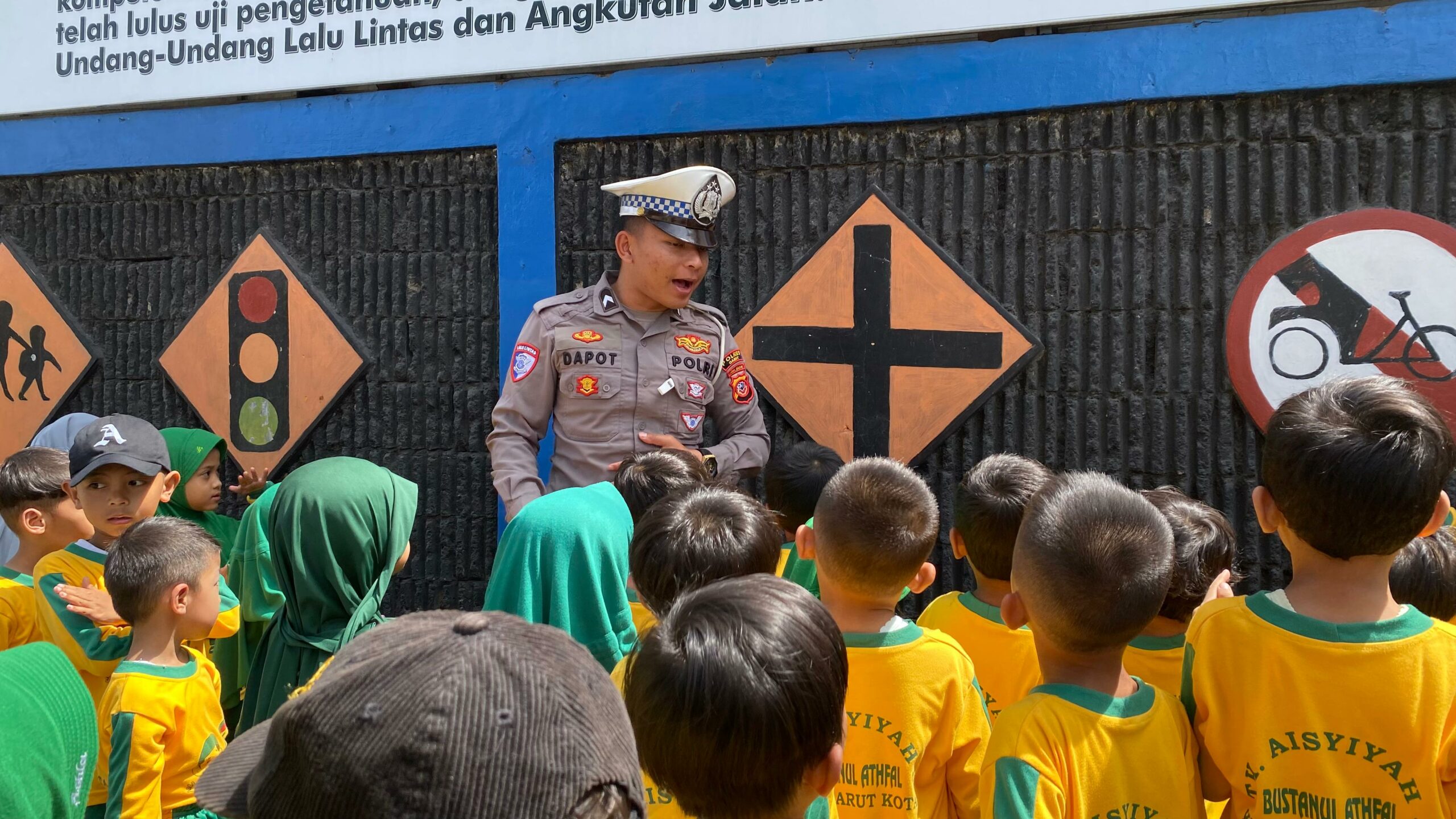 Polres Garut Terima Kunjungan TK Aisyiyah, Wujudkan Program Polisi Sahabat Anak