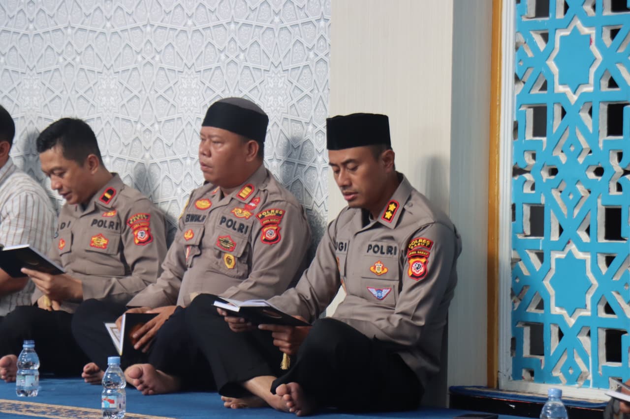 Polres Garut Gelar Binrohtal, Doakan Warga yang Tertimpa Musibah