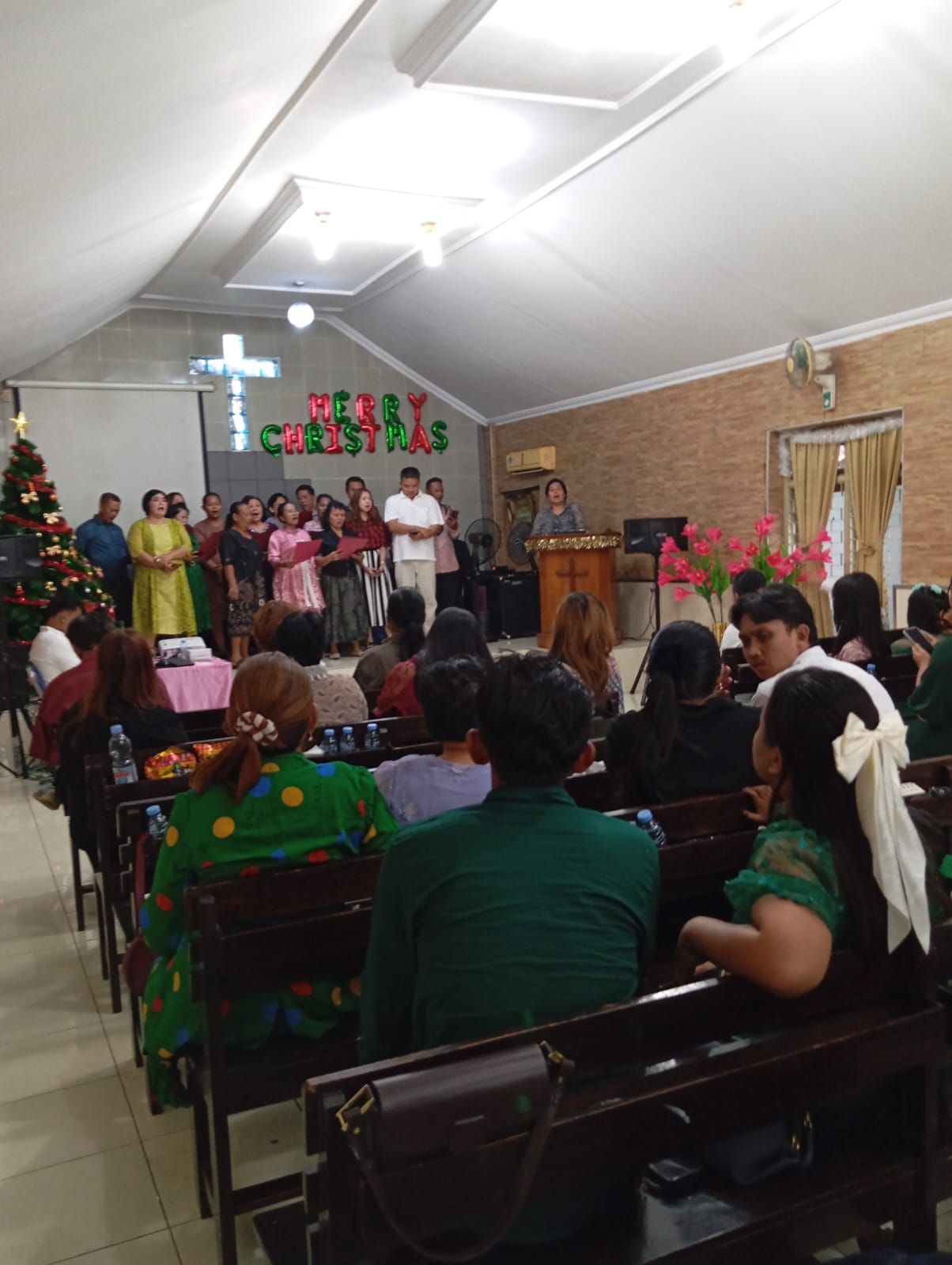 Gereja di Losarang Indramayu Dijaga Polisi dan TNI, Umat Bisa Khusyuk Ibadah