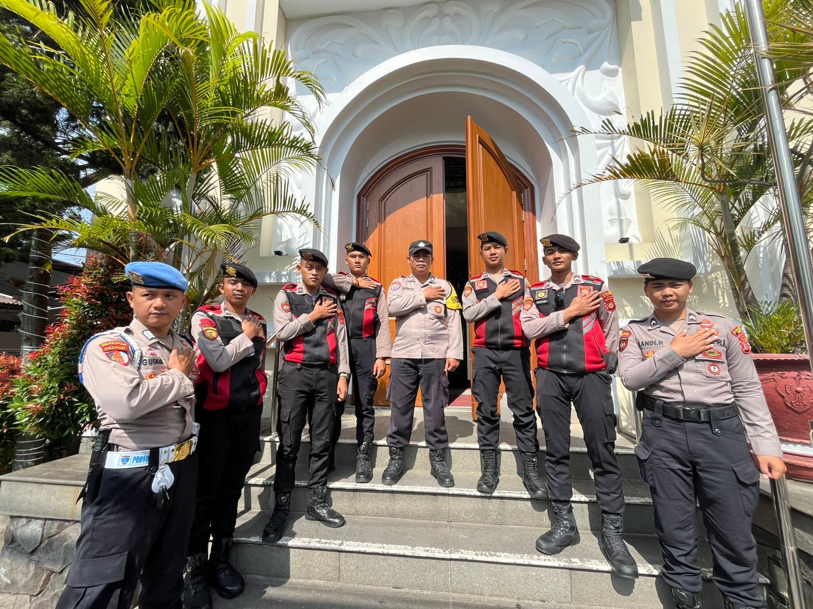 Polres Garut Perketat Pengamanan Gereja Jelang Perayaan Natal 2025