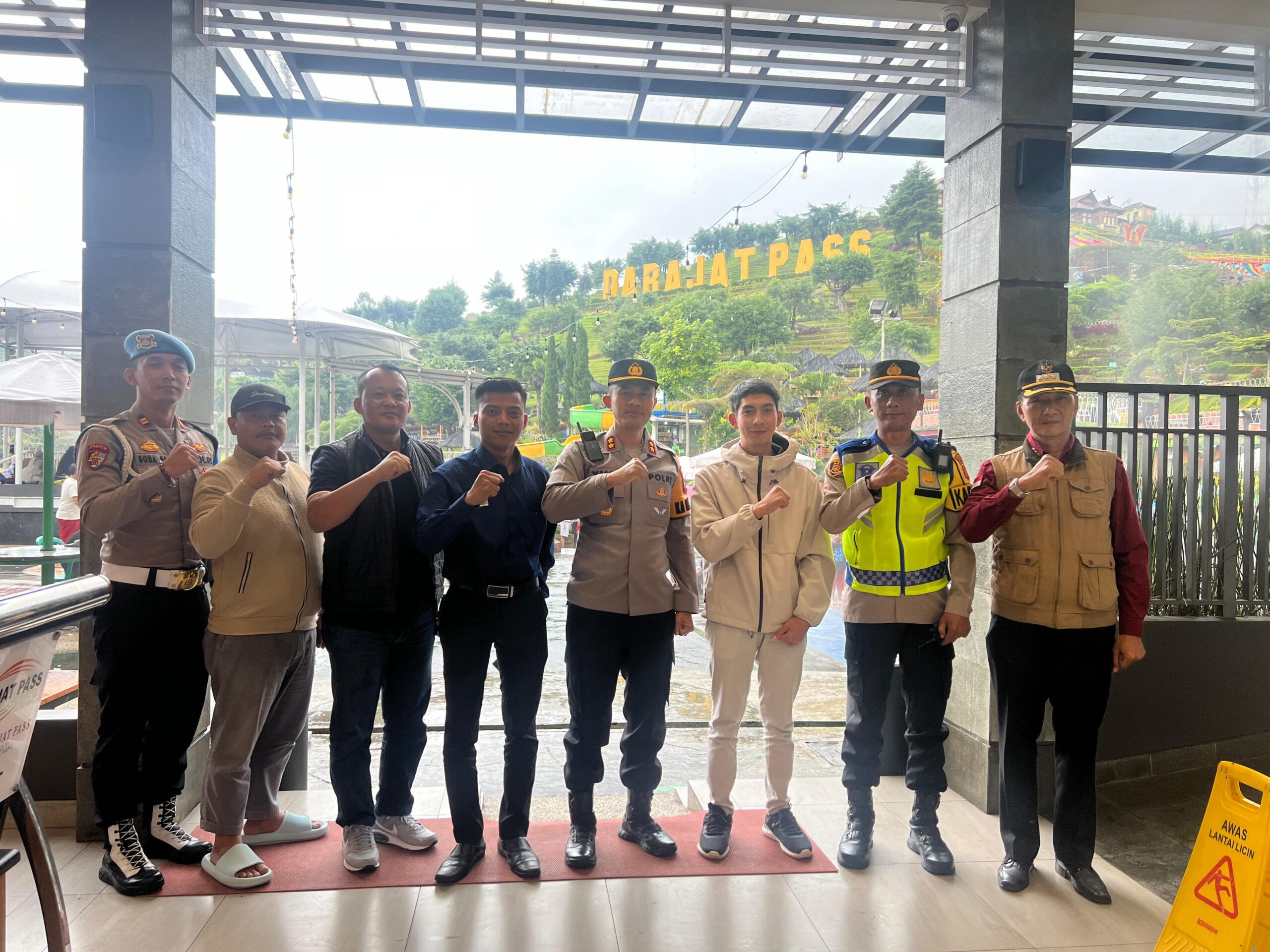 Kapolres Garut Pastikan Keamanan dan Kenyamanan Pengunjung di Objek Wisata Darajat