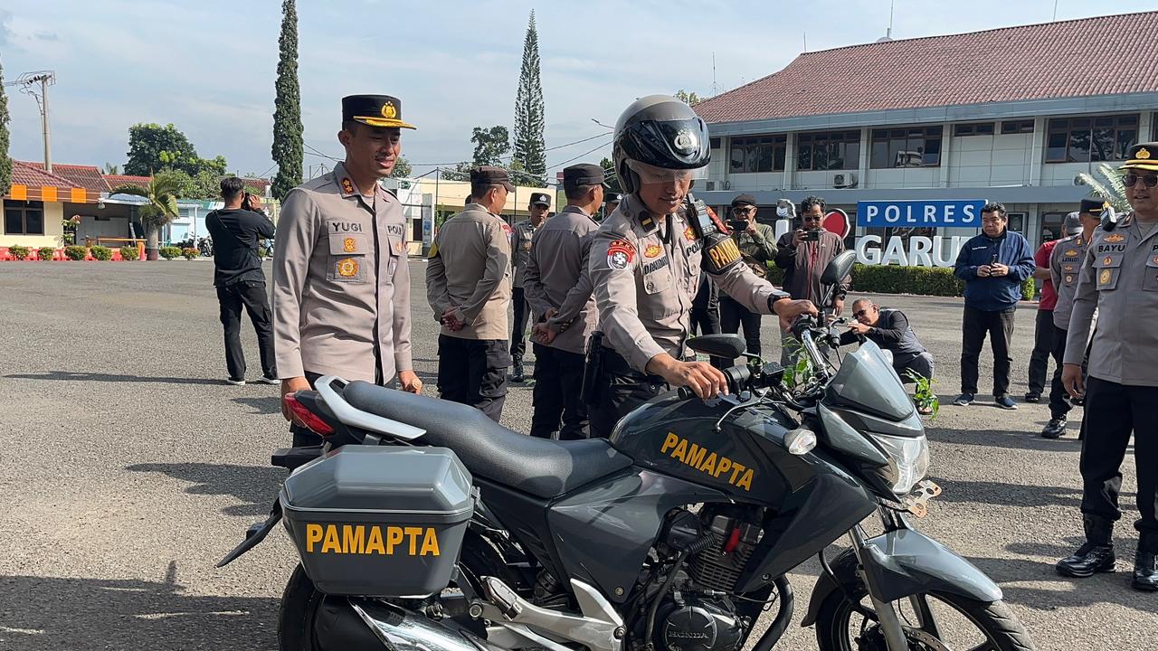 Tingkatkan Mobilitas dan Kesiapsiagaan, Polres Garut Serahkan Kendaraan Dinas R-2 untuk Pamapta dan Bhabinkamtibmas