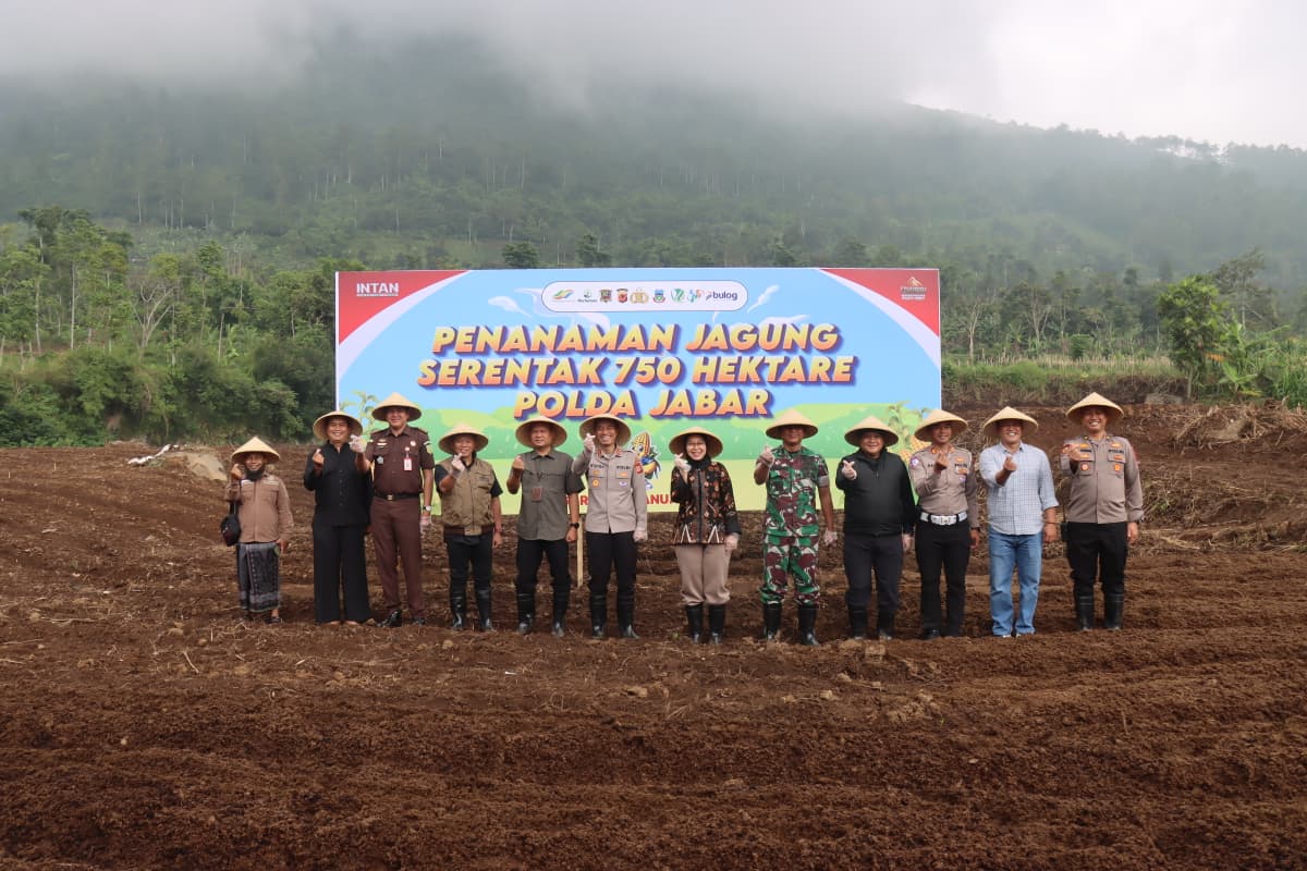 Polres Garut Gelar Penanaman Jagung Serentak Dukung Swasembada Pangan Nasional 2026