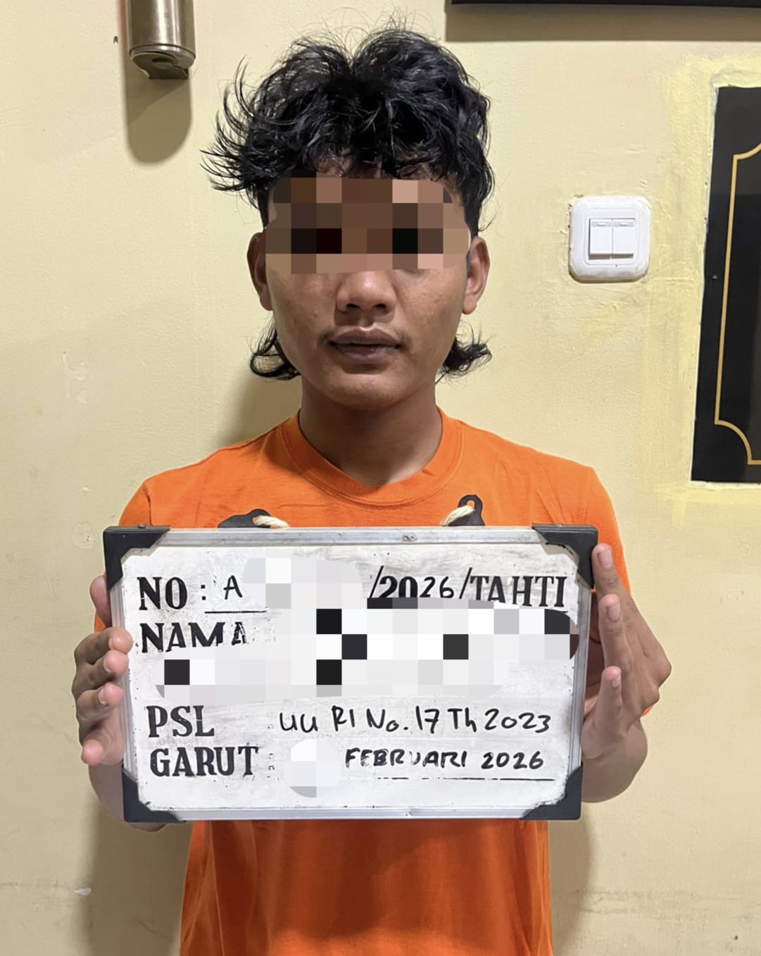 POLSEK KADUNGORA UNGKAP PEREDARAN RIBUAN OBAT TERLARANG, TANGKAP 2 PELAKU.