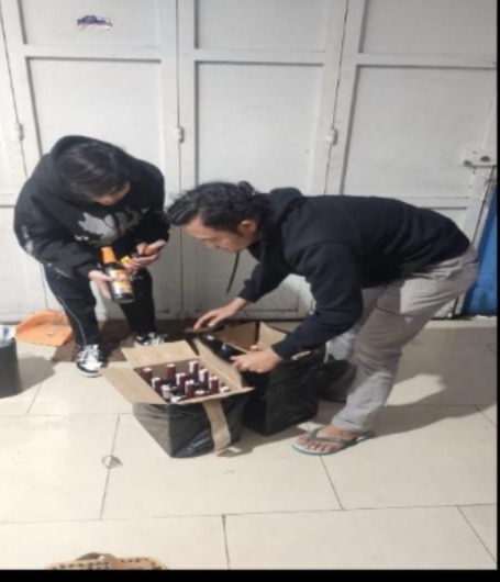 Sat Res Narkoba Polres Garut Sita Belasan Botol Miras Ilegal di Kerkof