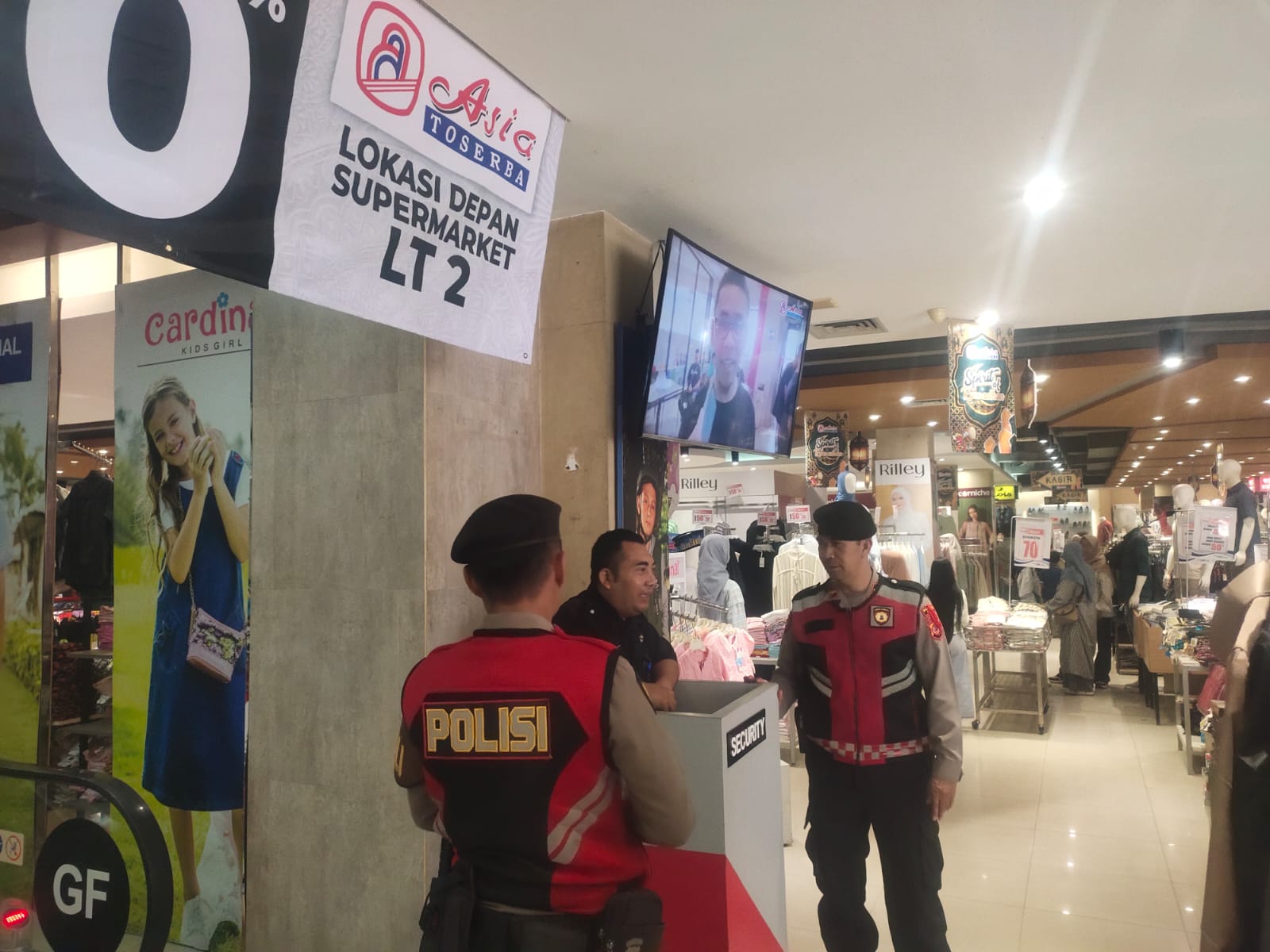 Jelang Lebaran, Polres Garut Tingkatkan Patroli dan Penjagaan di Pusat Keramaian.