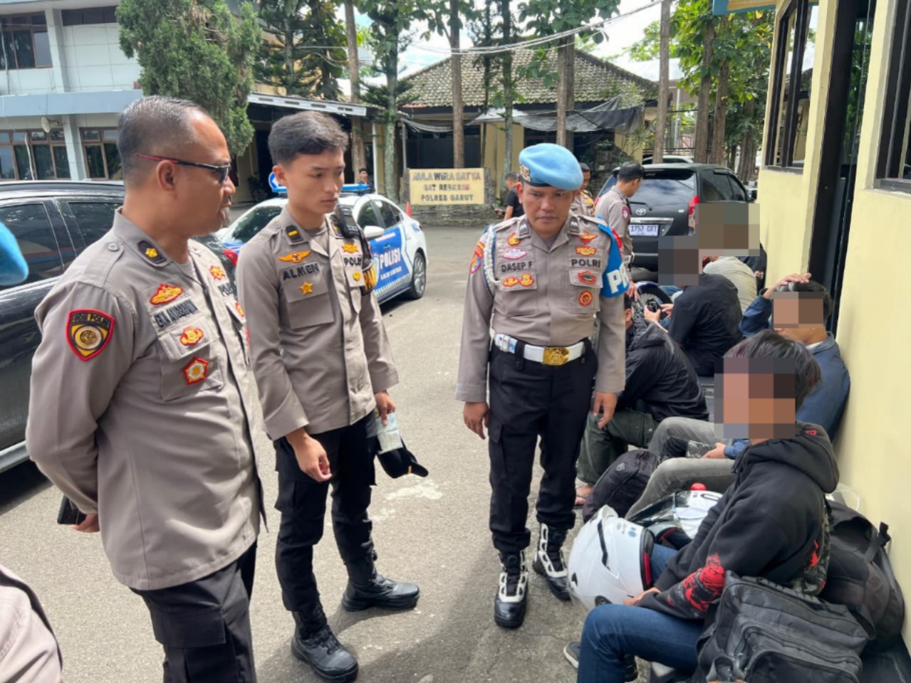 Mabuk Saat Mudik, Pemuda Alami Laka Tunggal Di Jalan Sudirman Garut