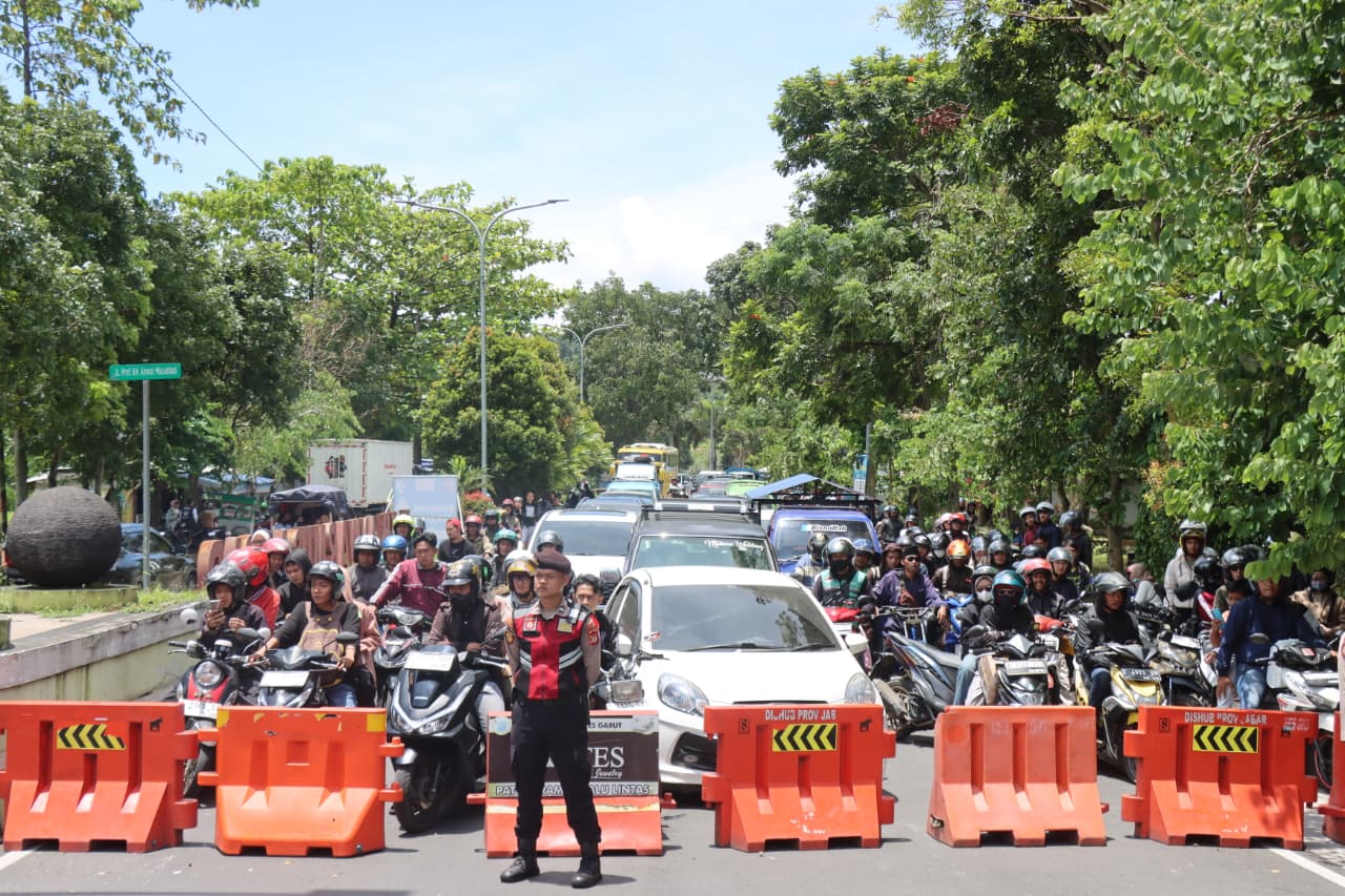 Kapolres Garut Cek Jalur, Pastikan Arus Lalu Lintas Lancar