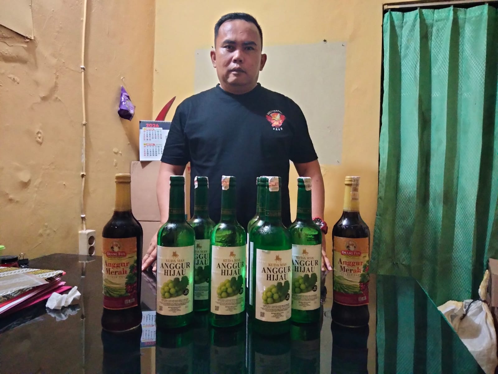 Malam Hari Disisir Polisi, Penjual Miras di Kapetakan Tak Berkutik